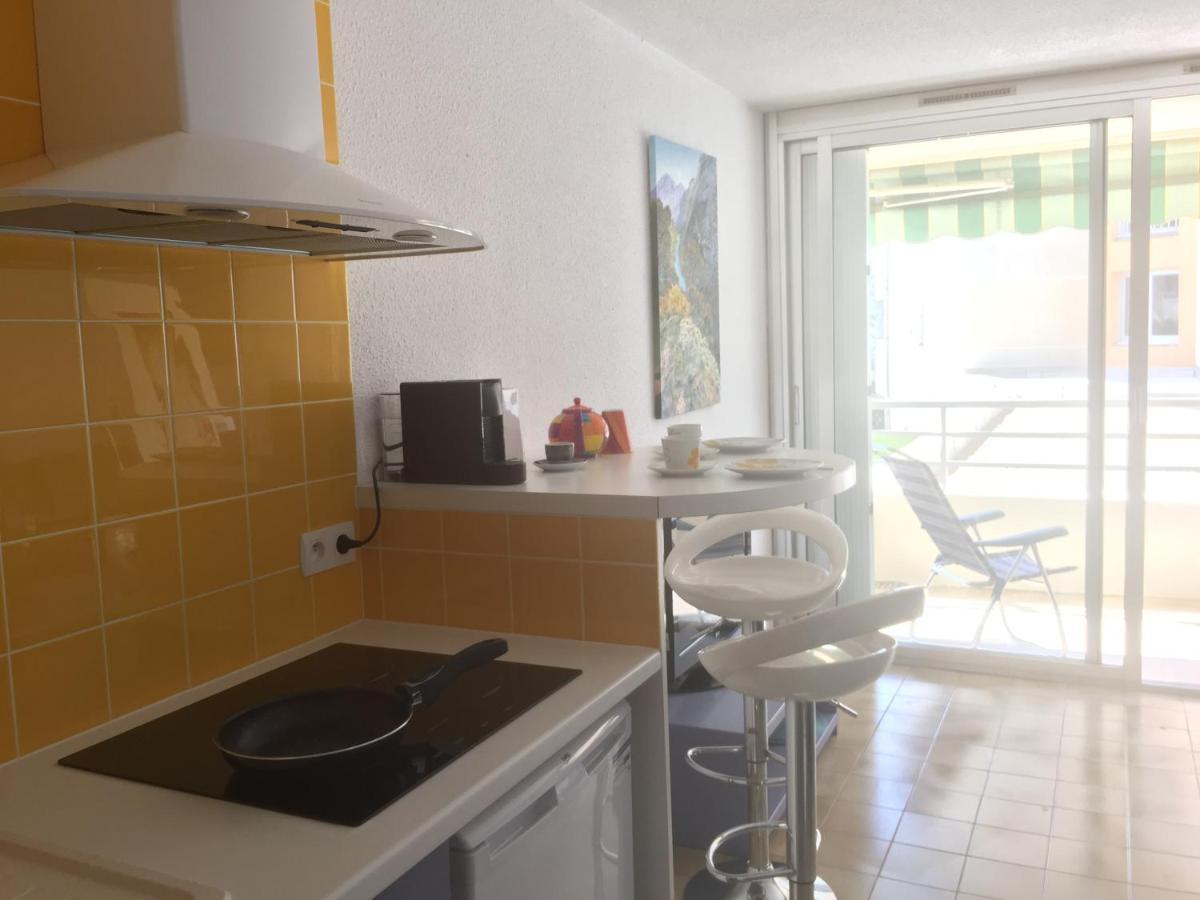 Studio 127, Vue Mer Et Piscine, Port Santa Lucia Saint-Raphaël Exterior foto